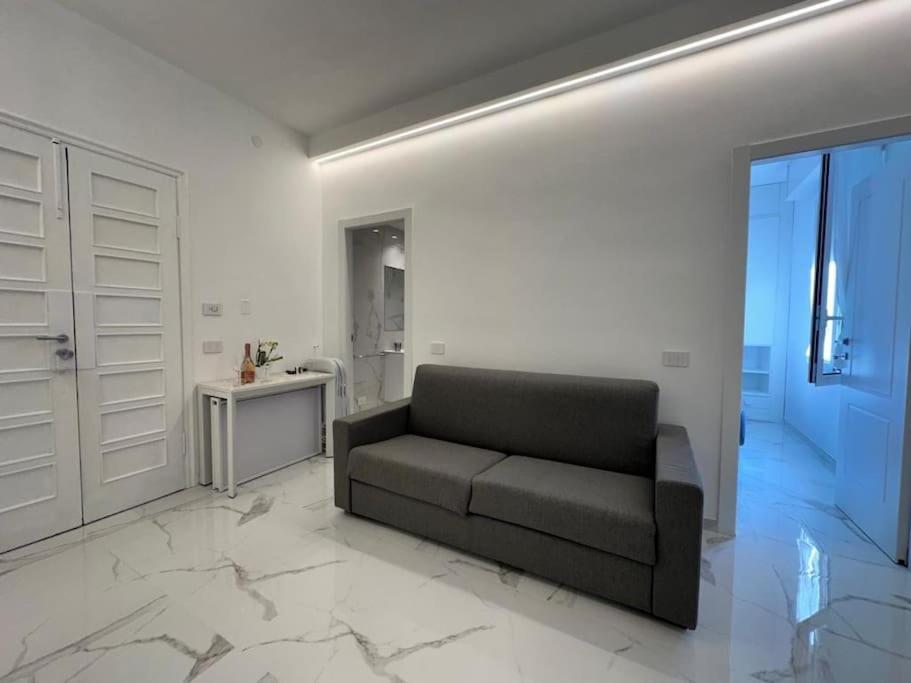 Suite Aurora Luxury In The Center Of 산레모 외부 사진
